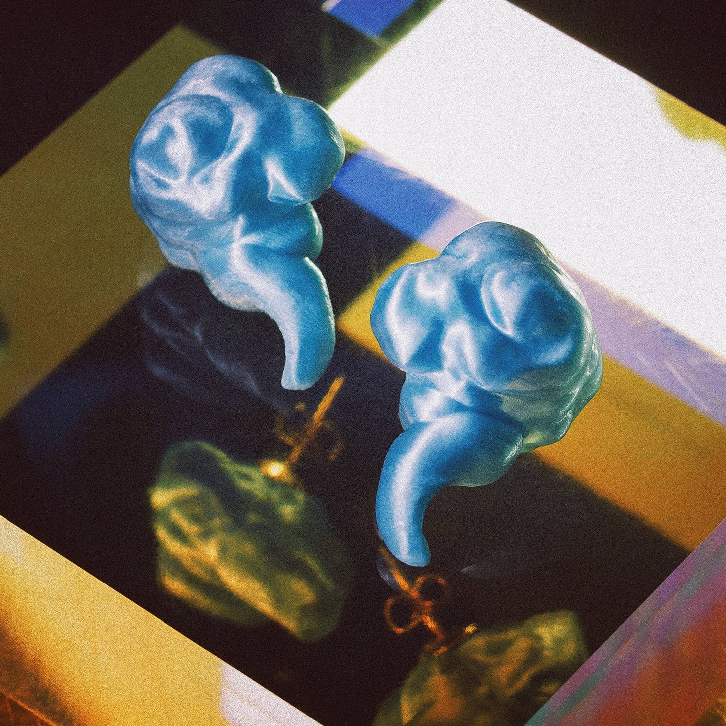 3D Printed Auspicious Clouds Earrings in Moonlight Blue